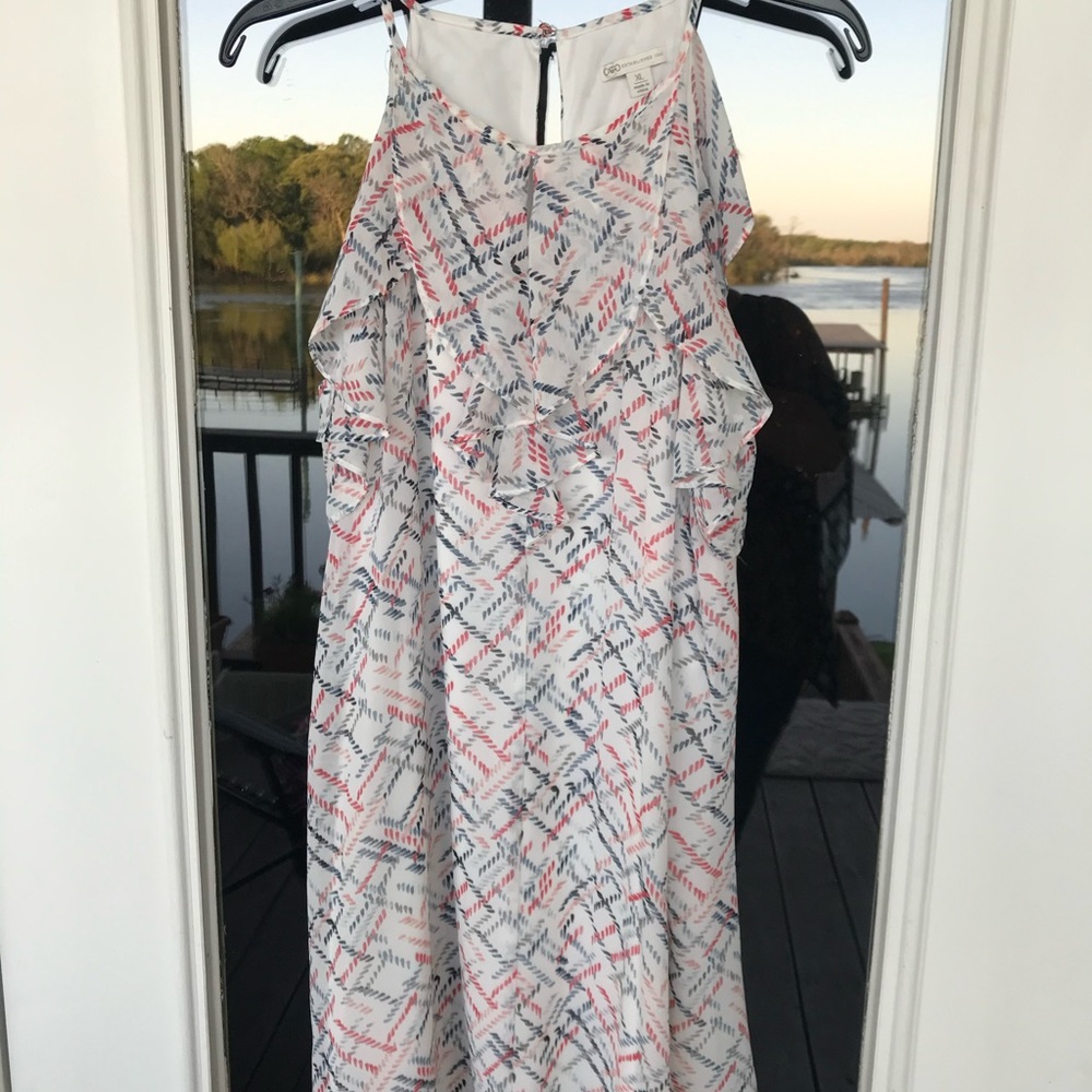 Ladies Cato XL White Dress W/ Red & Navy Accents Dress. Completely lined.